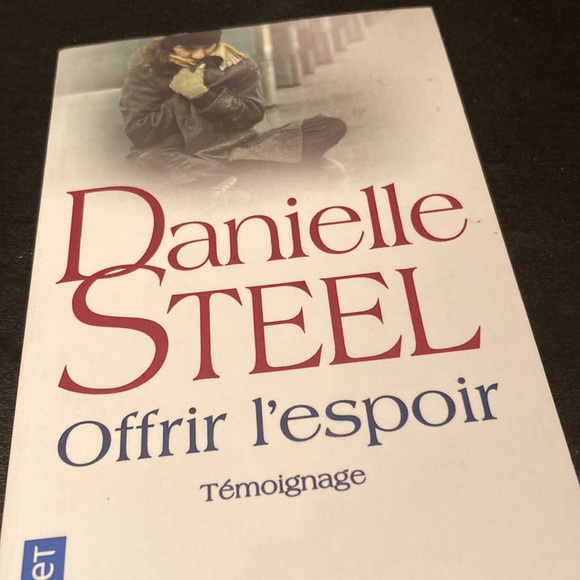 Lot 6 Romans Danielle Steel - Picture 5 of 6